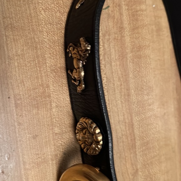 Gucci GG Animal Stud Black Leather Belt- size 120cm - Picture 2 of 15